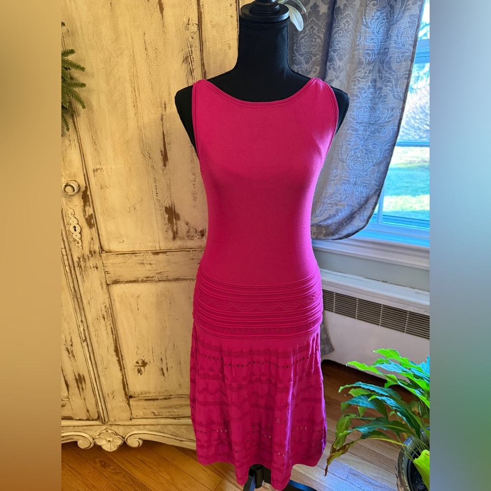 Lauren Ralph Lauren fuchsia stretch pointelle knit dress. Size xs. Midi,vibrant.